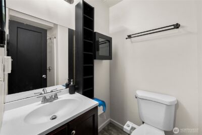 12027 10th Avenue S, Seattle, WA 98168 - Photo 25