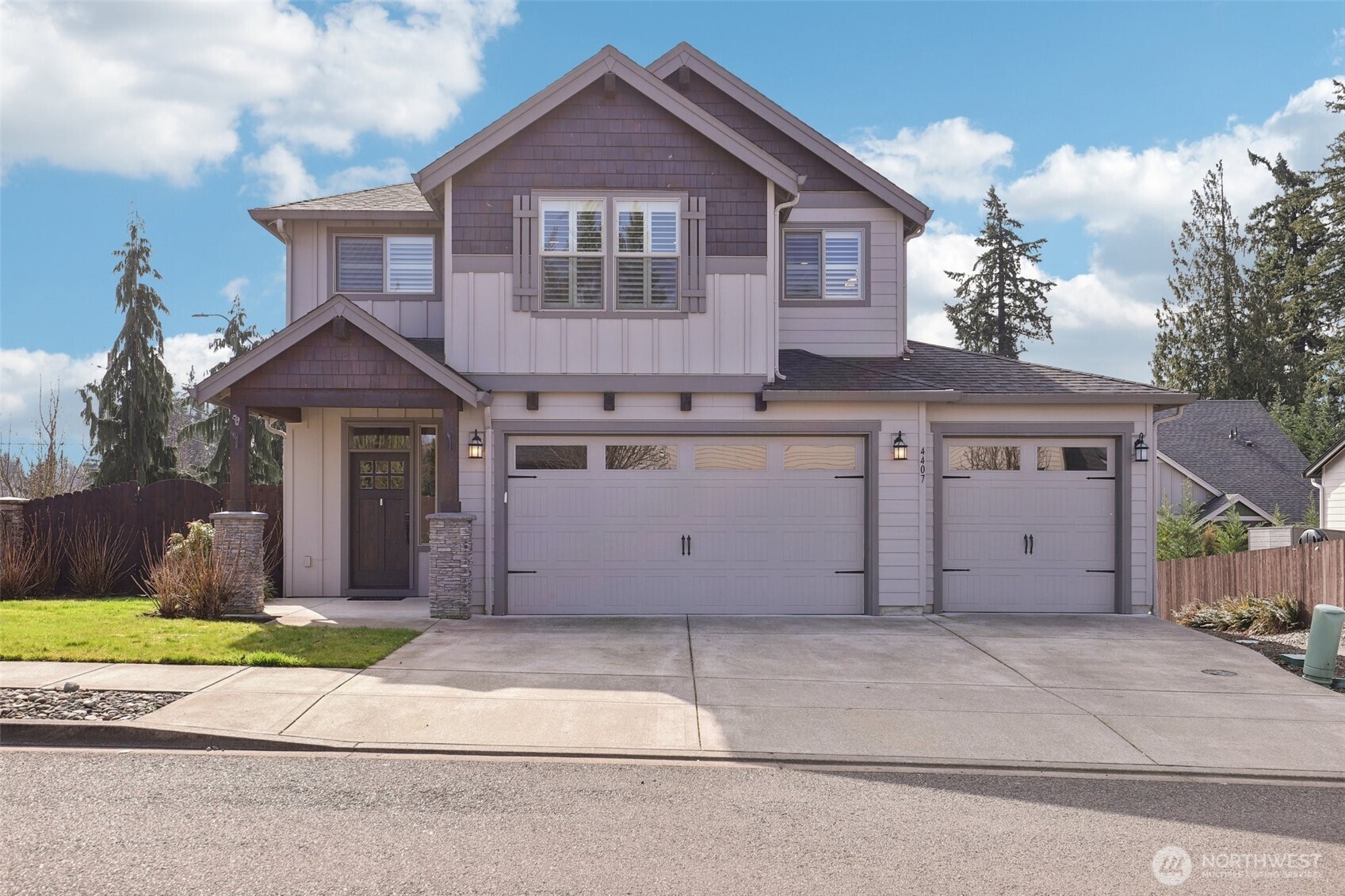 4407 N Ridgefield Woods Drive , Ridgefield, WA 98642