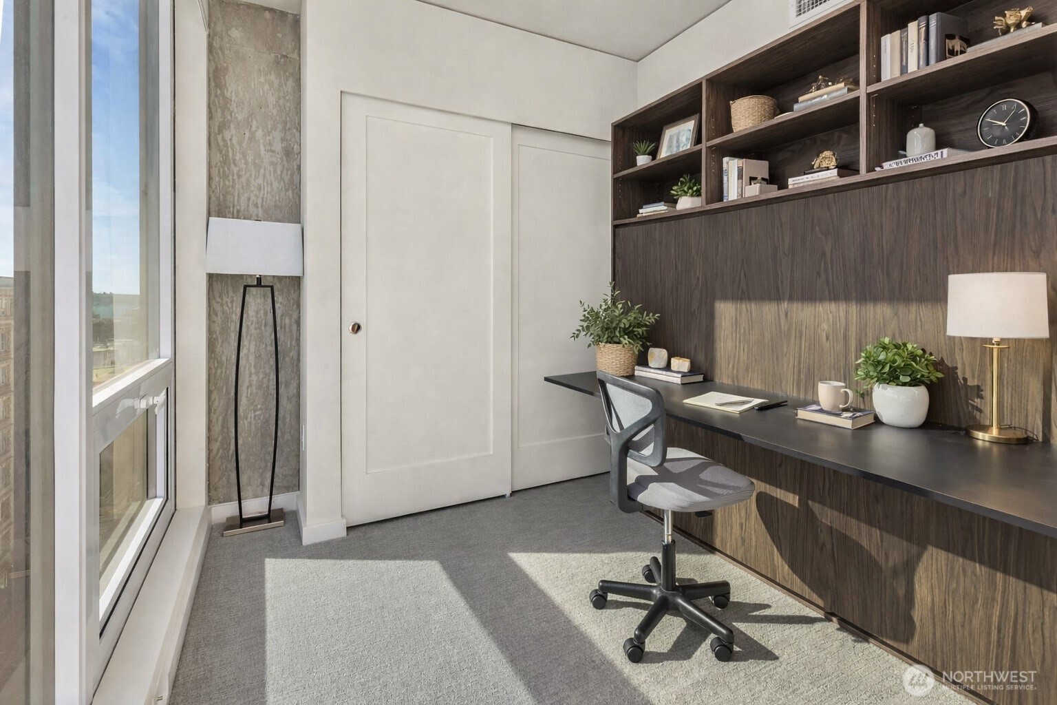 450 S Main St #806, Seattle, WA 98104