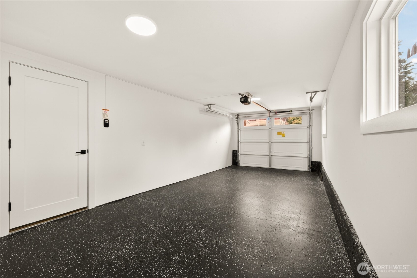 9400 12th Avenue SW, Seattle, WA 98106