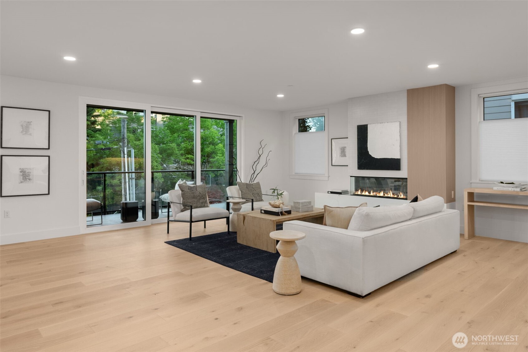 238 4th Avenue #200, Kirkland, WA 98033