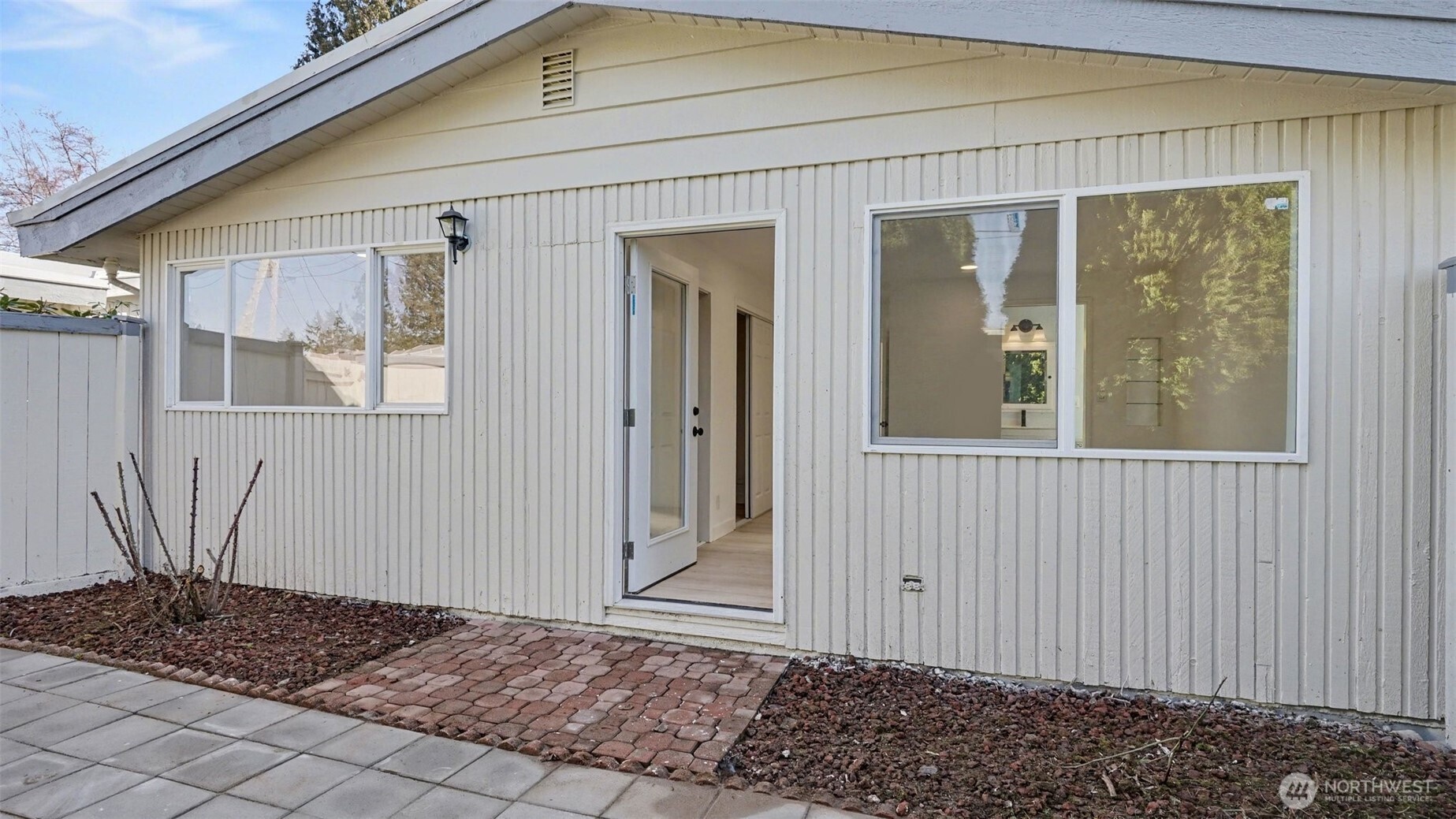 5412 116th Place SE, Bellevue, WA 98006