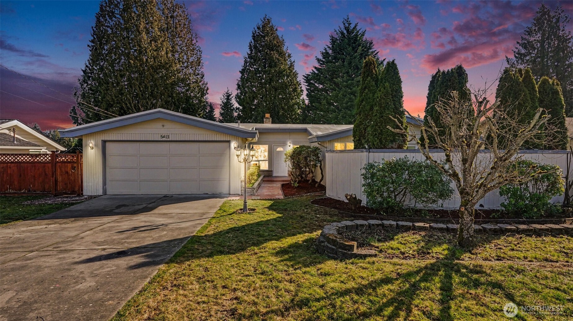 5412 116th Place SE, Bellevue, WA 98006