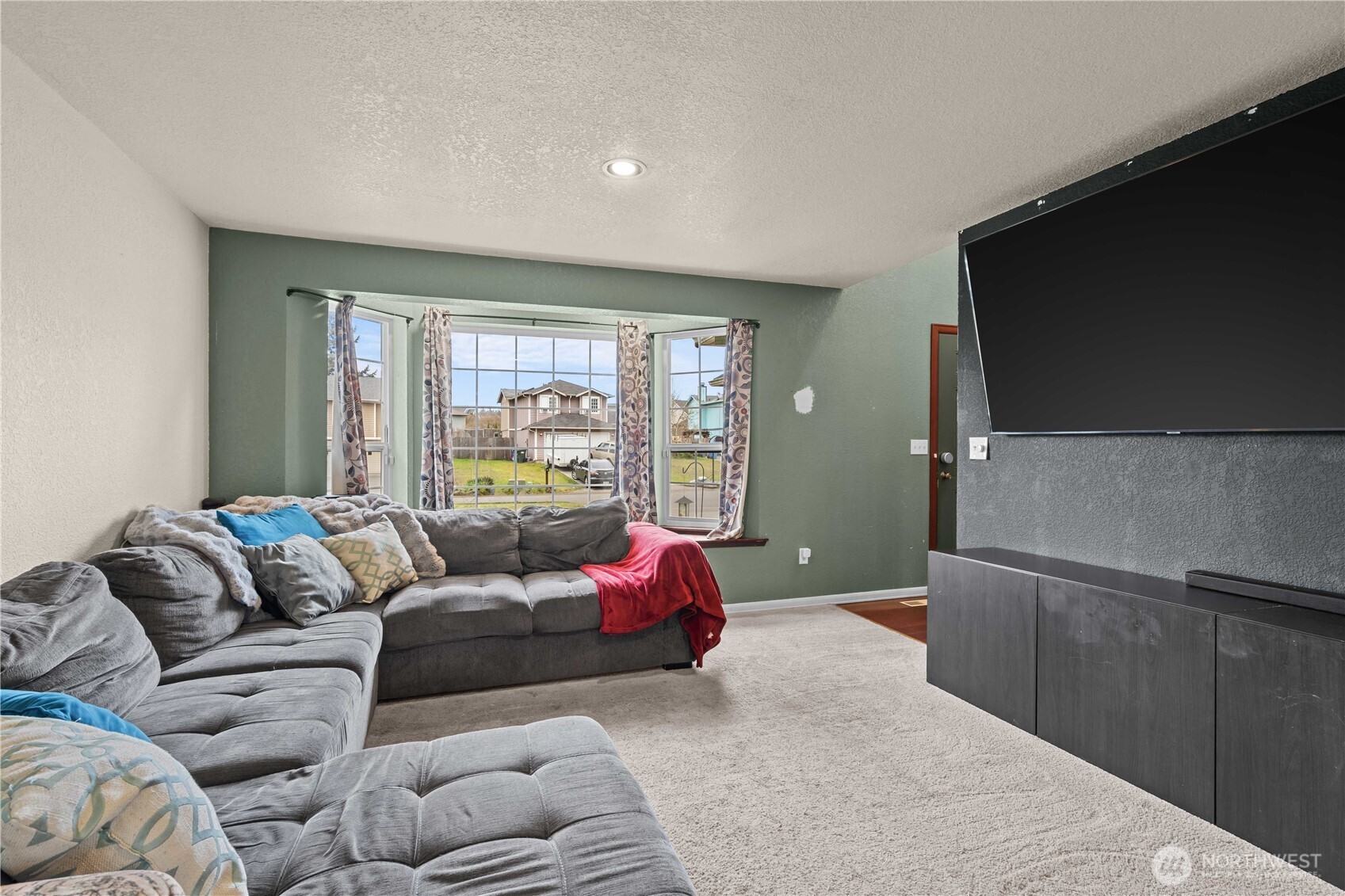 2212 149th Street E, Tacoma, WA 98445