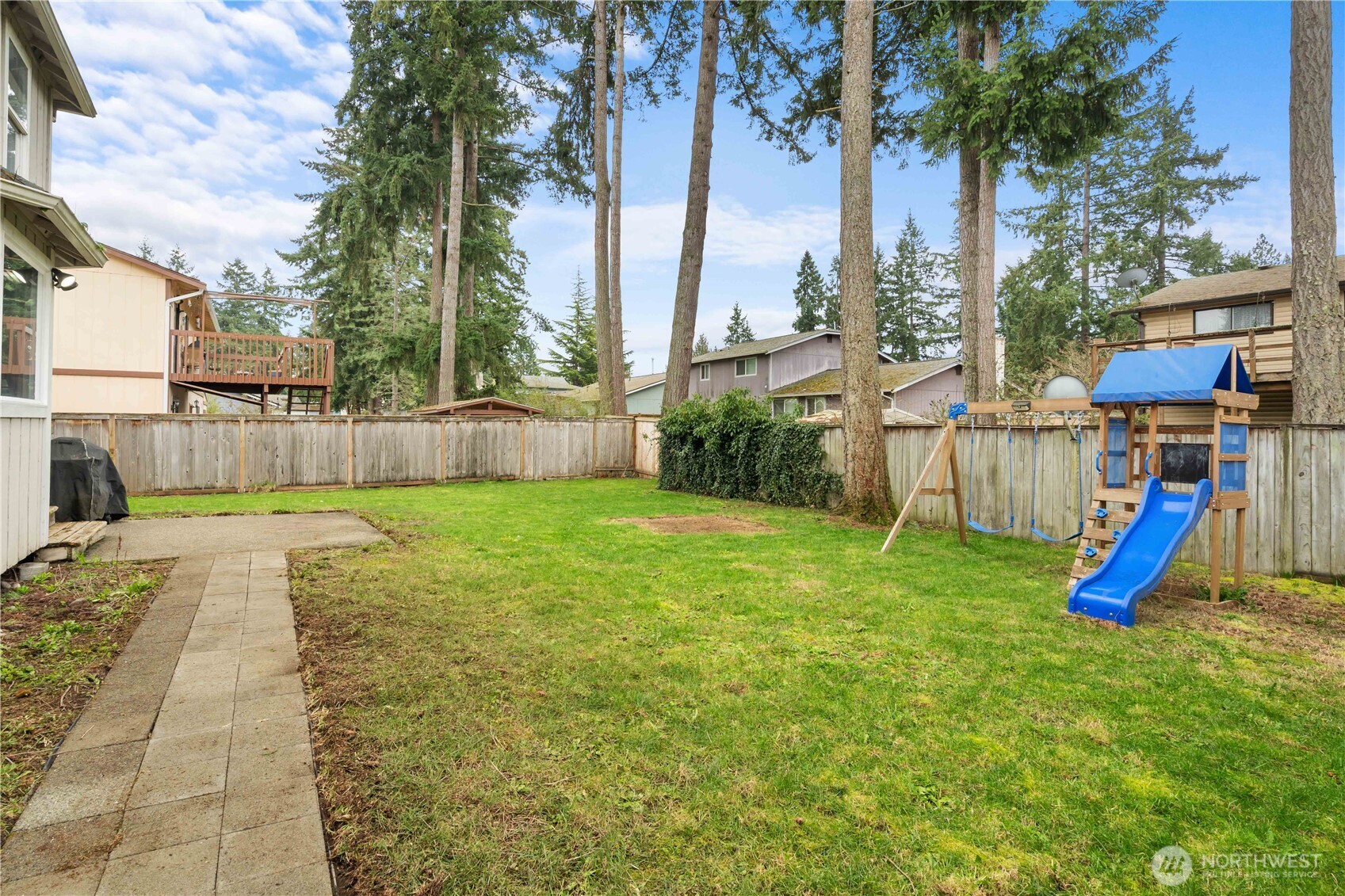 2212 149th Street E, Tacoma, WA 98445