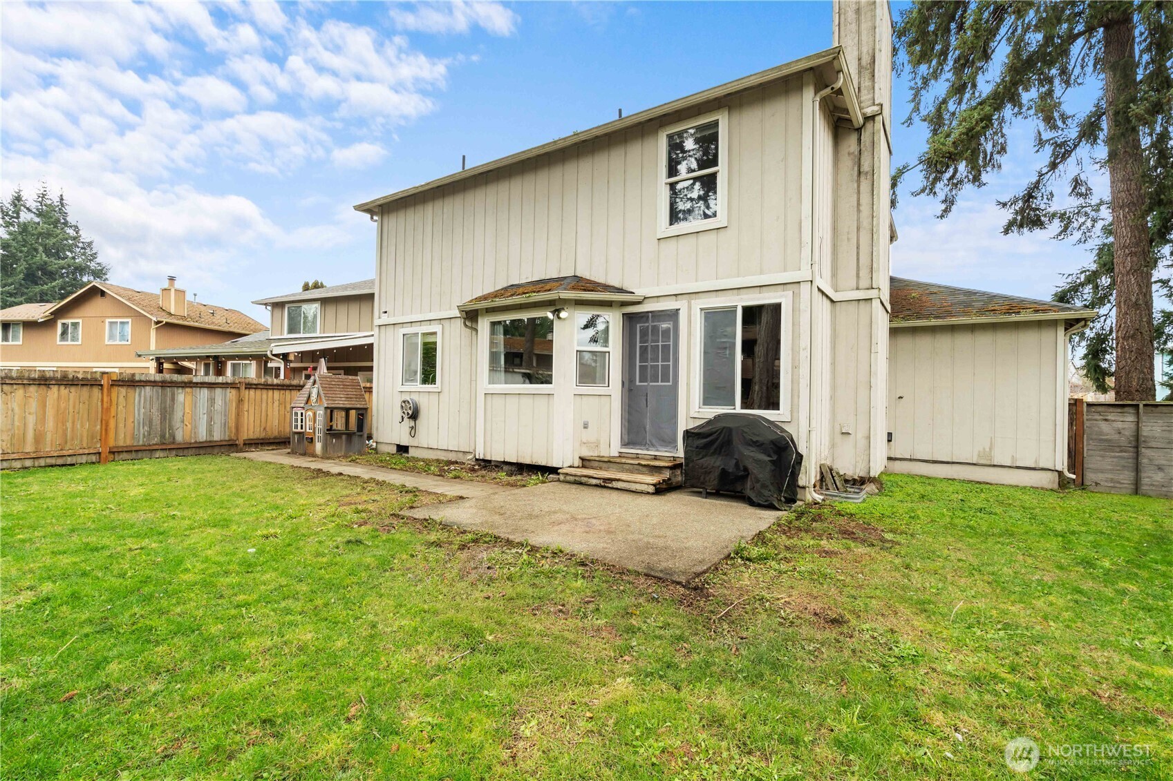 2212 149th Street E, Tacoma, WA 98445