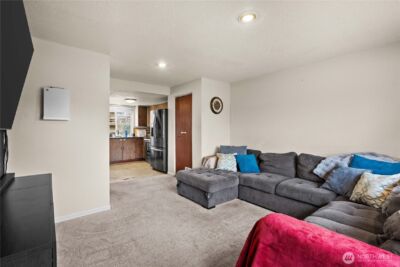 2212 149th Street E, Tacoma, WA 98445 - Photo 3