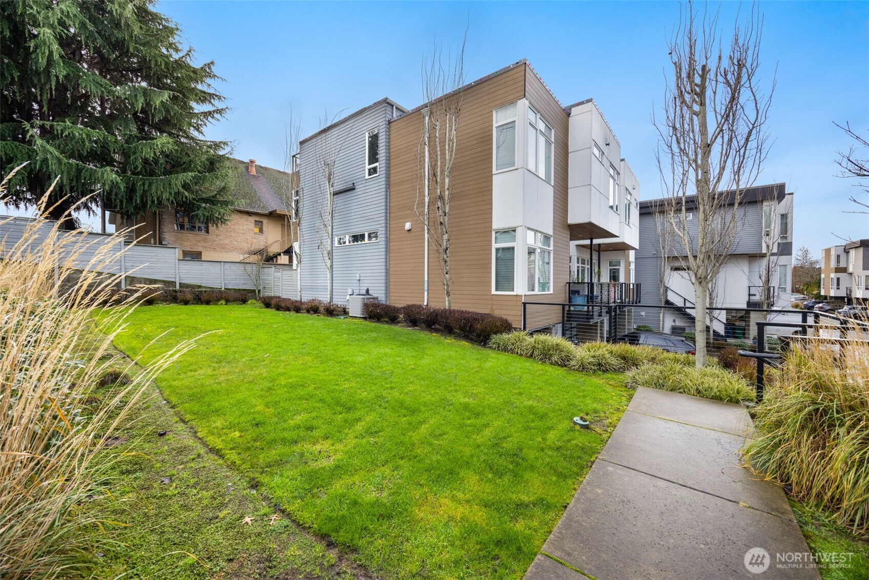 315 State Street S #21, Kirkland, WA 98033