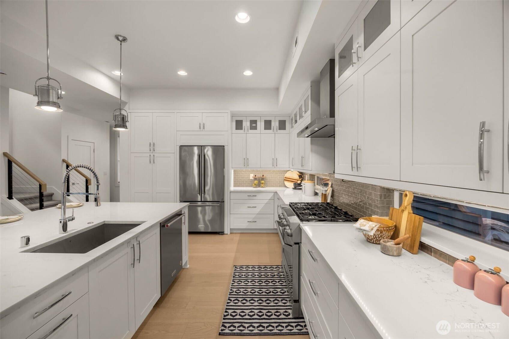 315 State Street S #21, Kirkland, WA 98033