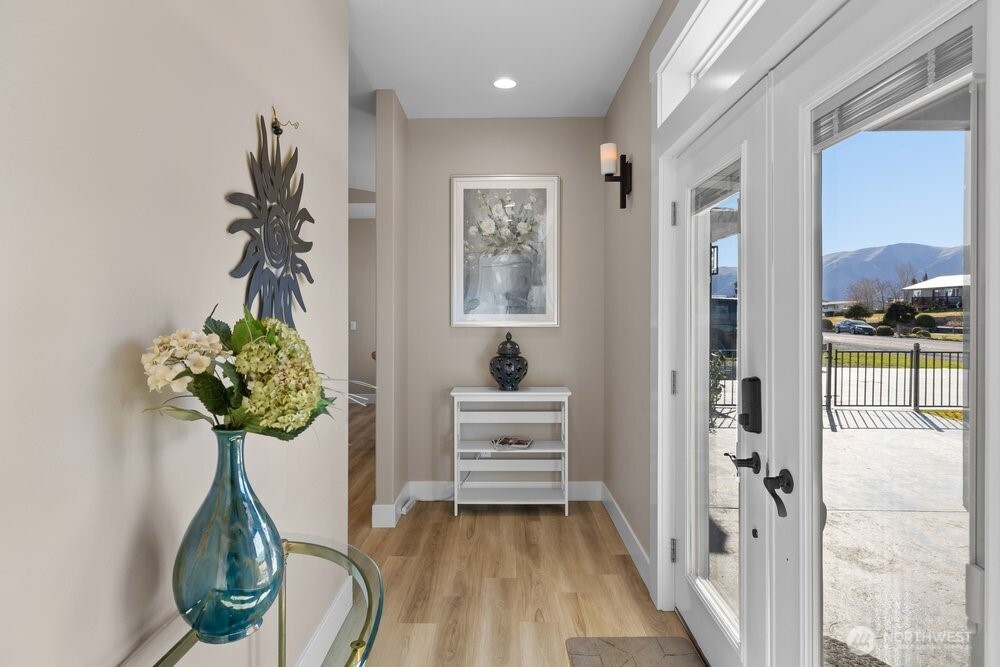 419 Edgewater Way SW, Mattawa, WA 99349