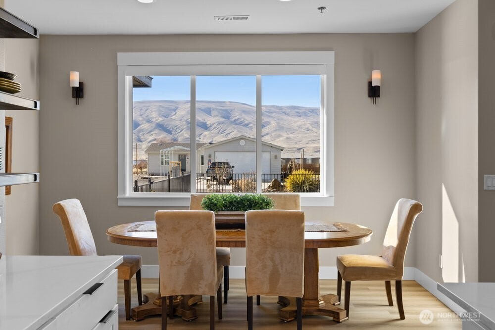 419 Edgewater Way SW, Mattawa, WA 99349