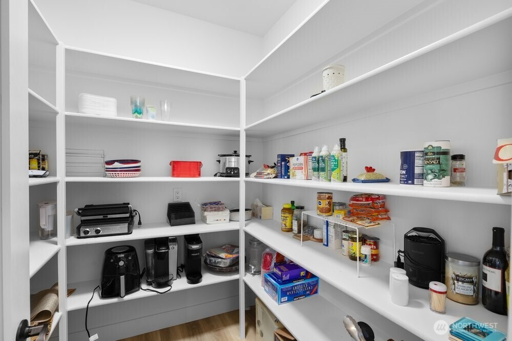 419 Edgewater Way SW, Mattawa, WA 99349