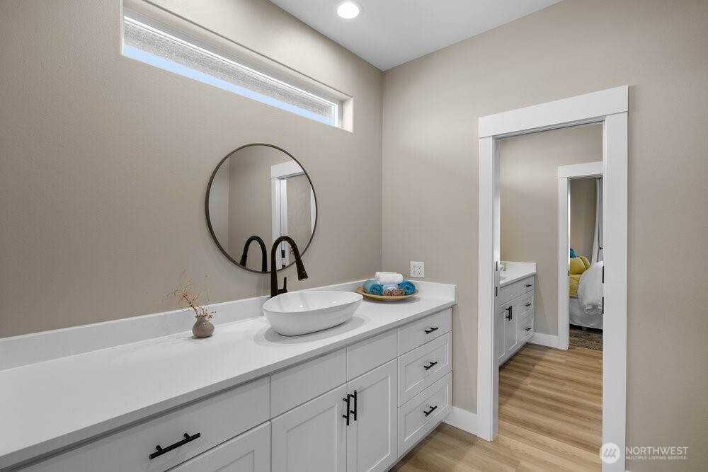 419 Edgewater Way SW, Mattawa, WA 99349