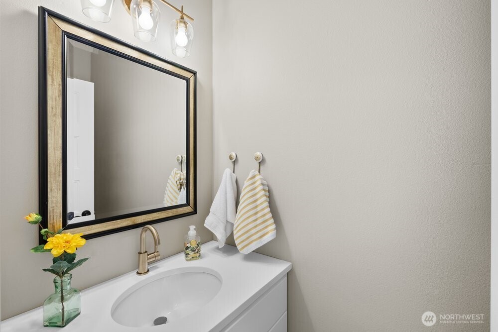 419 Edgewater Way SW, Mattawa, WA 99349