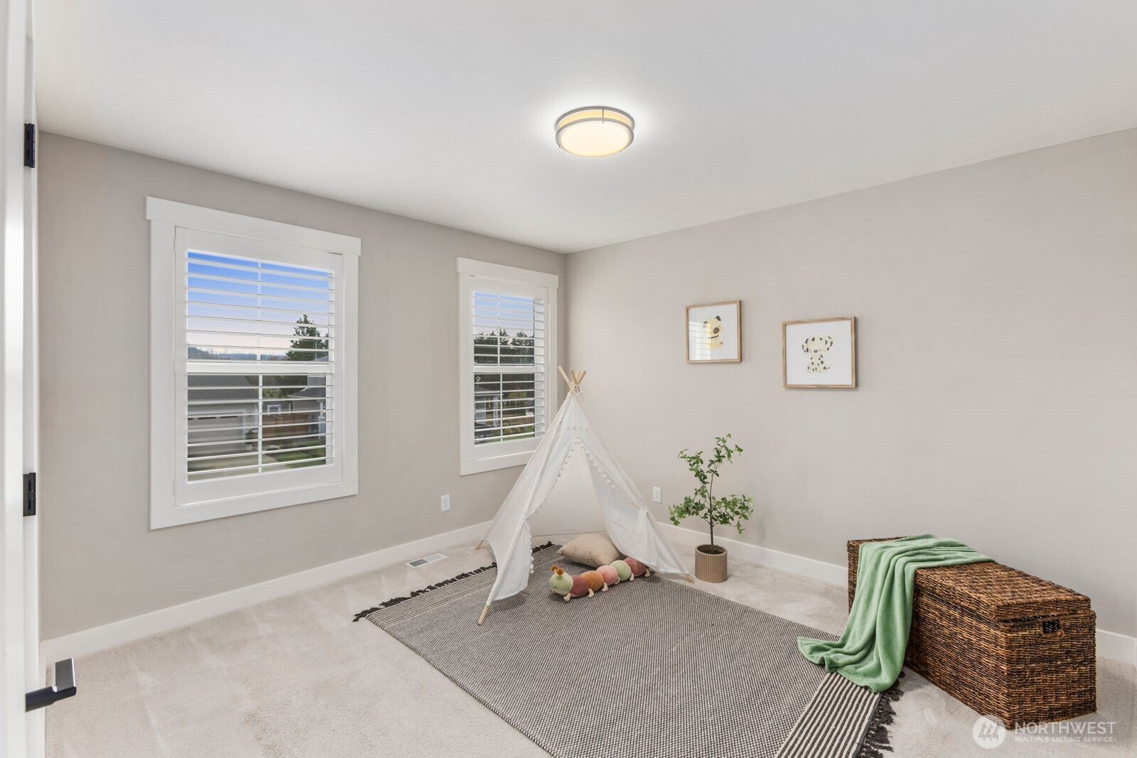 311 Hogan Drive , Enumclaw, WA 98022