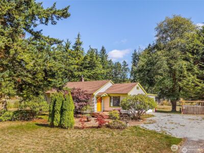 615 SW Camano Drive , Camano Island, WA 98282
