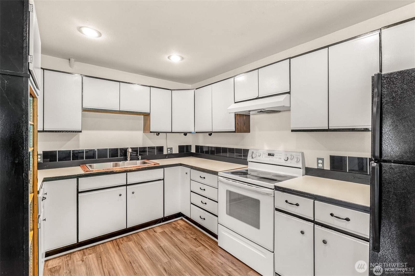 615 SW Camano Drive , Camano Island, WA 98282