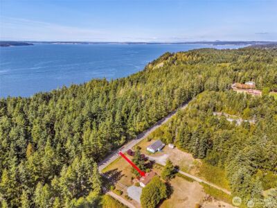 615 SW Camano Drive , Camano Island, WA 98282 - Photo 2