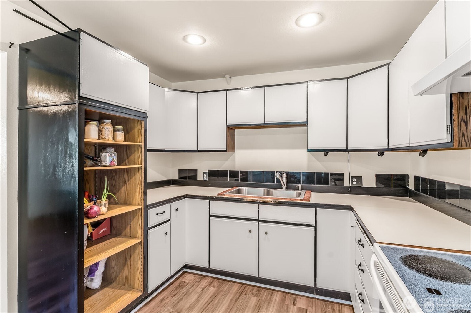 615 SW Camano Drive , Camano Island, WA 98282