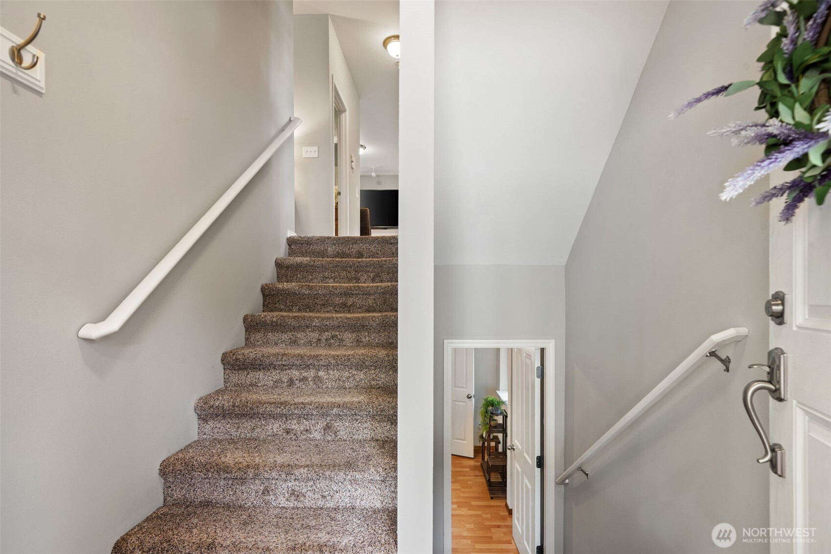 1991 NE Trussel Court , Bremerton, WA 98311