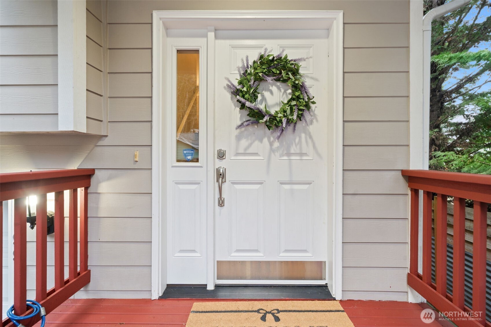 1991 NE Trussel Court , Bremerton, WA 98311