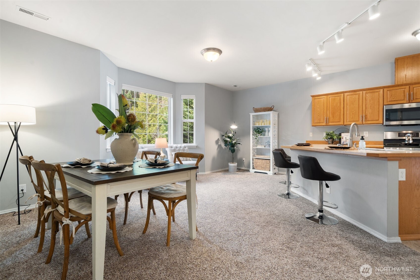 1991 NE Trussel Court , Bremerton, WA 98311