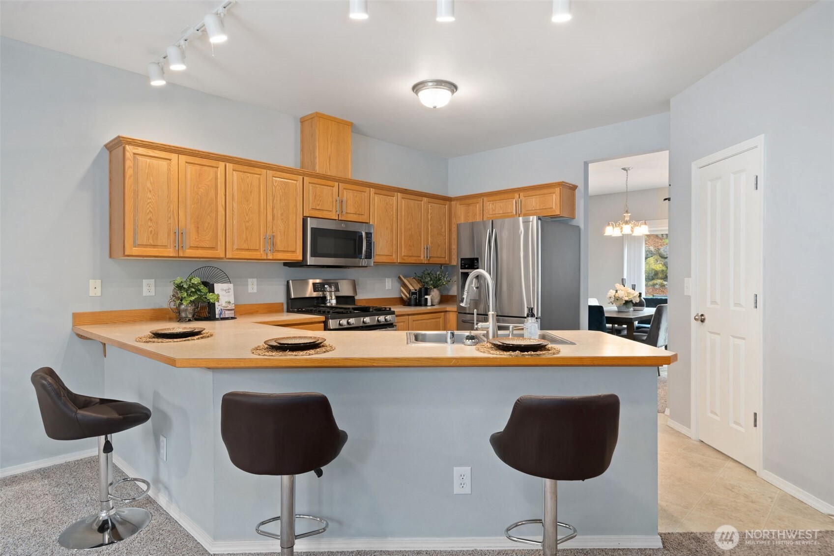 1991 NE Trussel Court , Bremerton, WA 98311