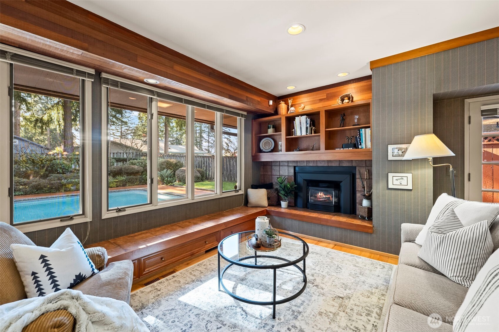 8902 Park Ridge Drive W, University Place, WA 98467