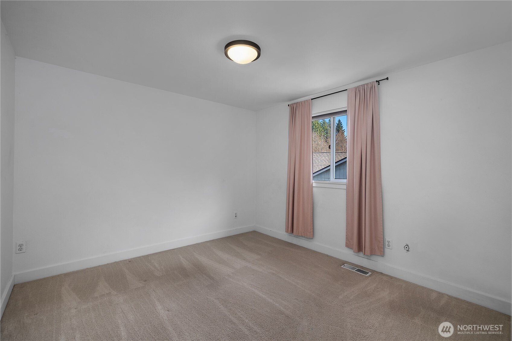 3004 Sugarloaf Street SE, Olympia, WA 98501