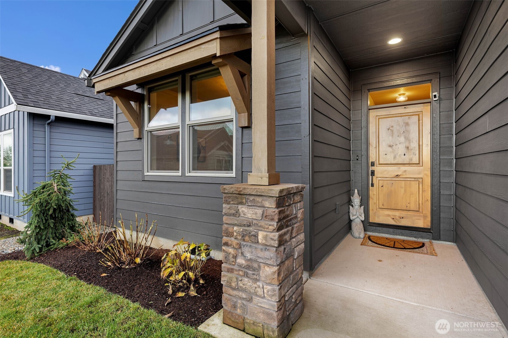 825 S Goose Loop , Ridgefield, WA 98642