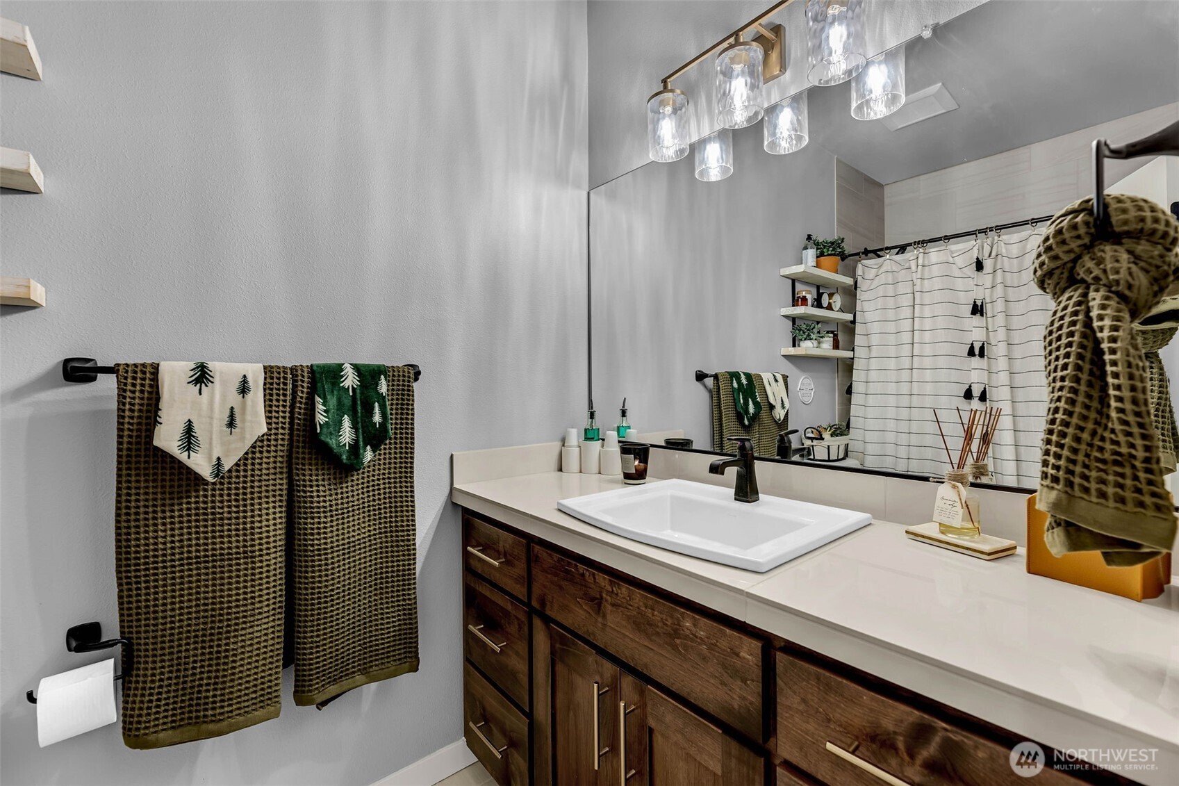 825 S Goose Loop , Ridgefield, WA 98642