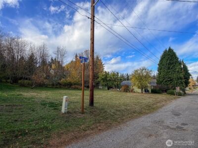 1525 Grant , Port Townsend, WA 98368 - Photo 3