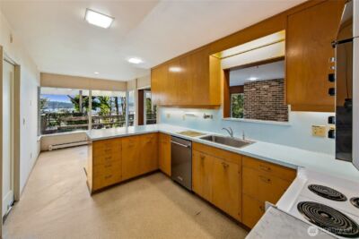 2425 Evergreen Point Road , Medina, WA 98039 - Photo 18