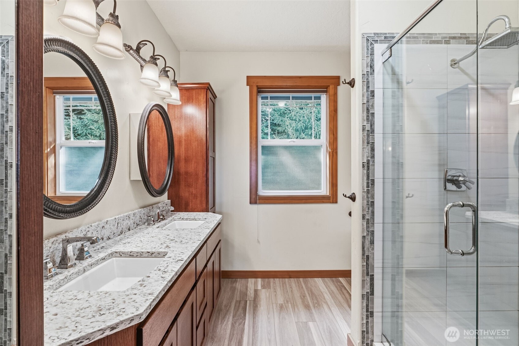 72 Blue Mountain Rd , Castle Rock, WA 98611