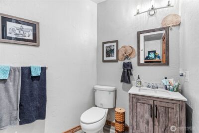 72 Blue Mountain Rd , Castle Rock, WA 98611 - Photo 26