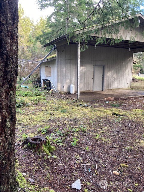 621 N Rainbow Way E, Hoodsport, WA 98548