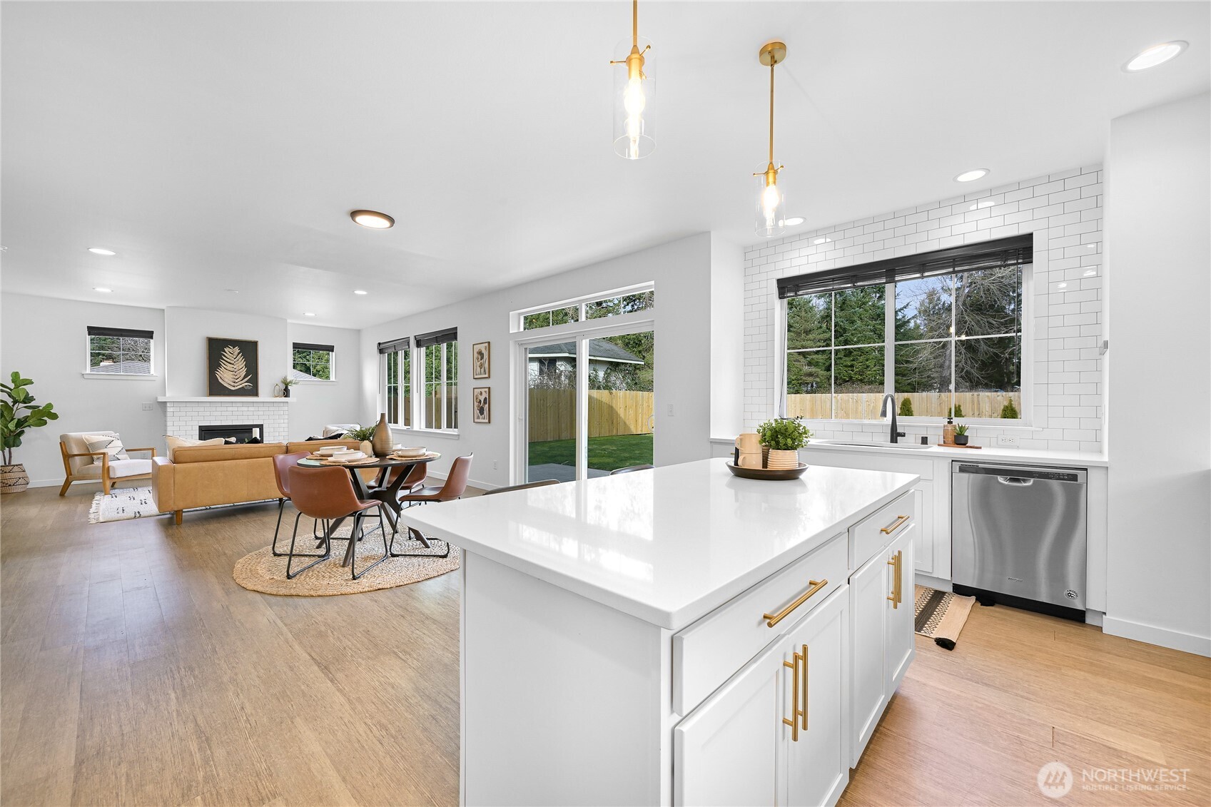 807 Gilbert Drive , Bellingham, WA 98226