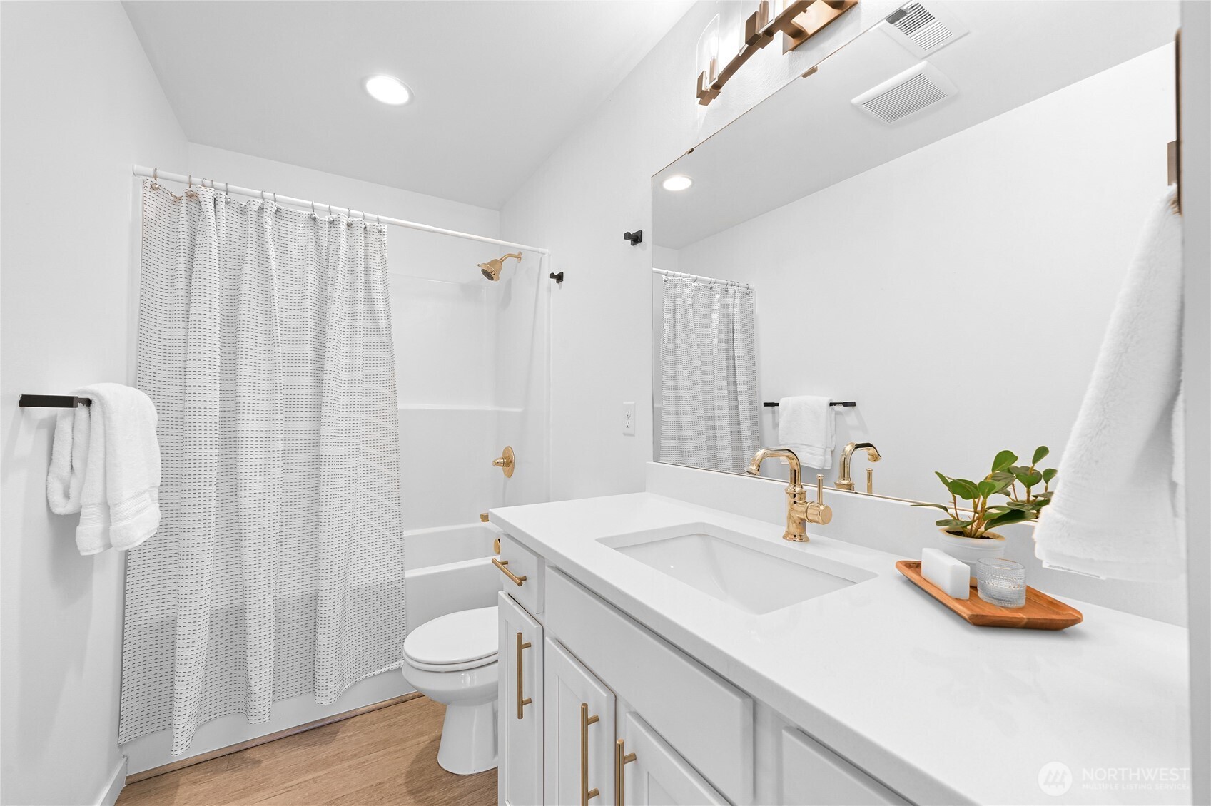 807 Gilbert Drive , Bellingham, WA 98226