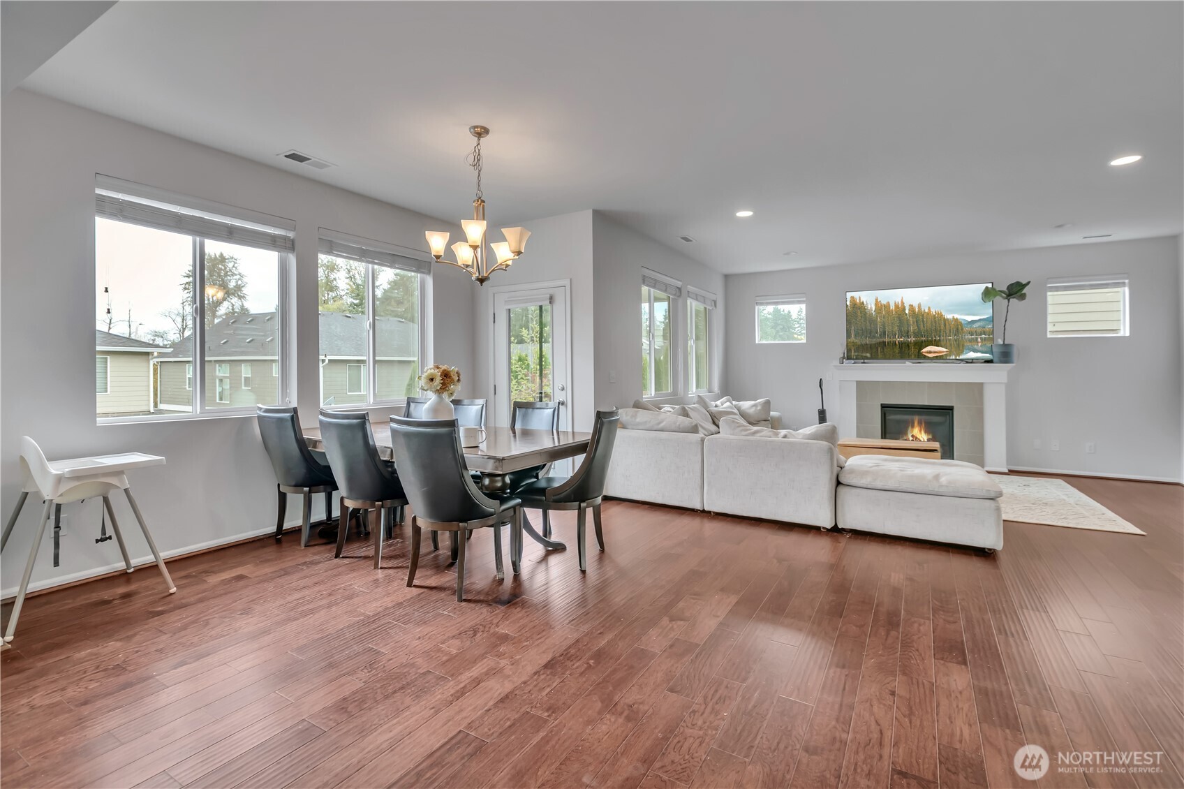 5007 S 324th Street , Auburn, WA 98001-3124