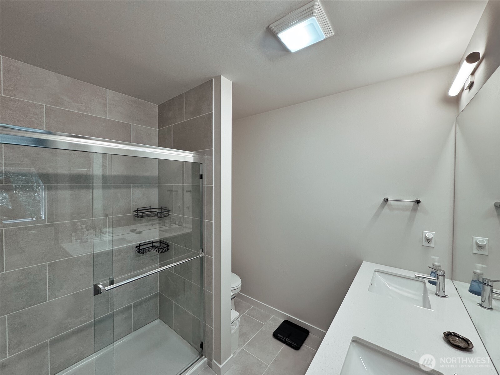 1820 201st Place SE Unit #A5 , Bothell, WA 98012