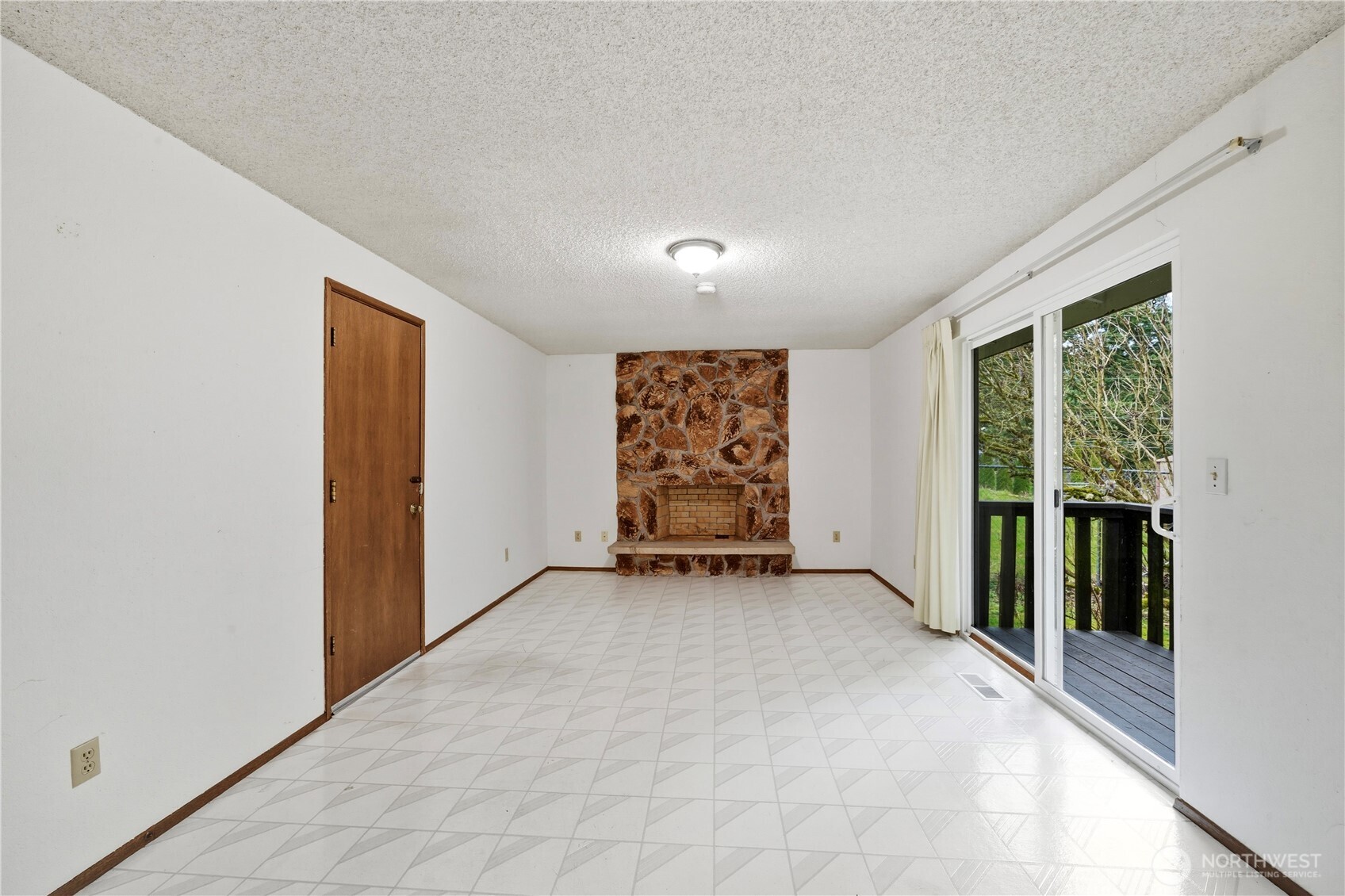 14055 SE 202nd Street , Kent, WA 98042-3017