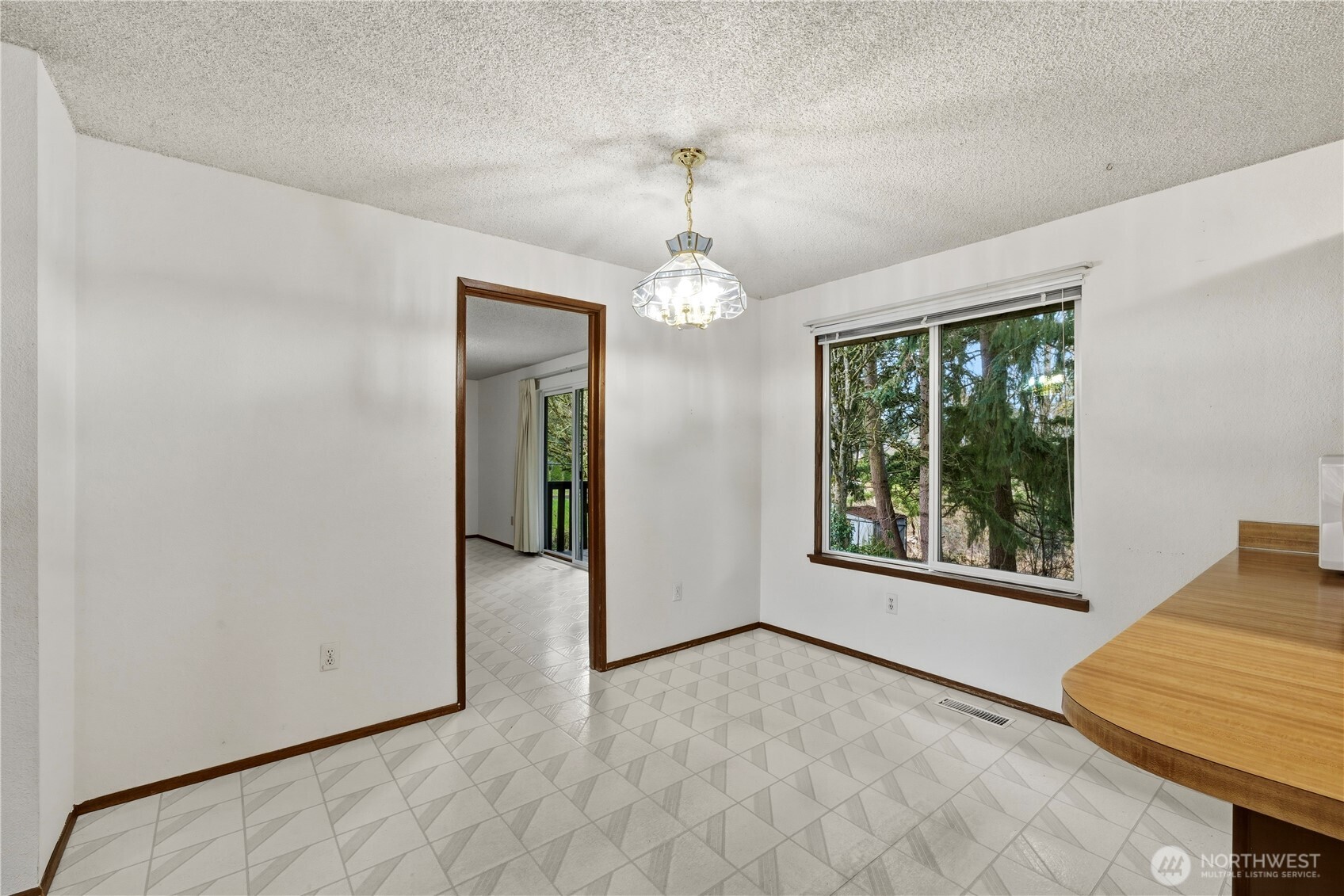 14055 SE 202nd Street , Kent, WA 98042-3017