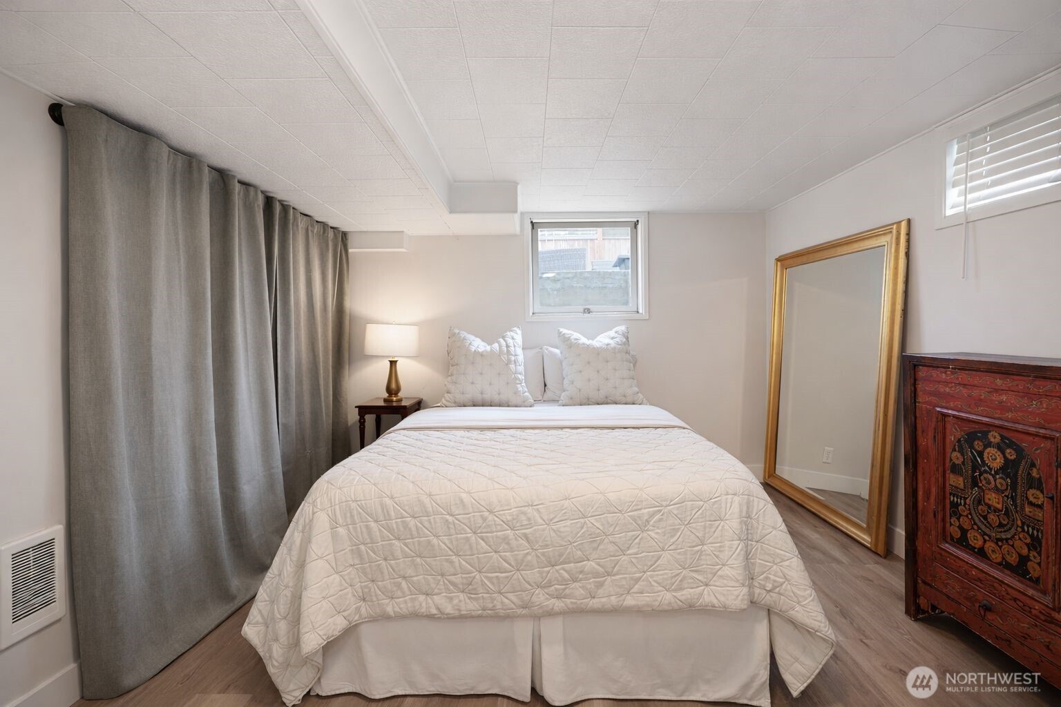 505 N Markeson Street , Chelan, WA 98816