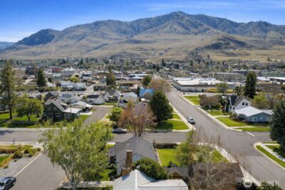 505 N Markeson Street , Chelan, WA 98816 - Photo 26