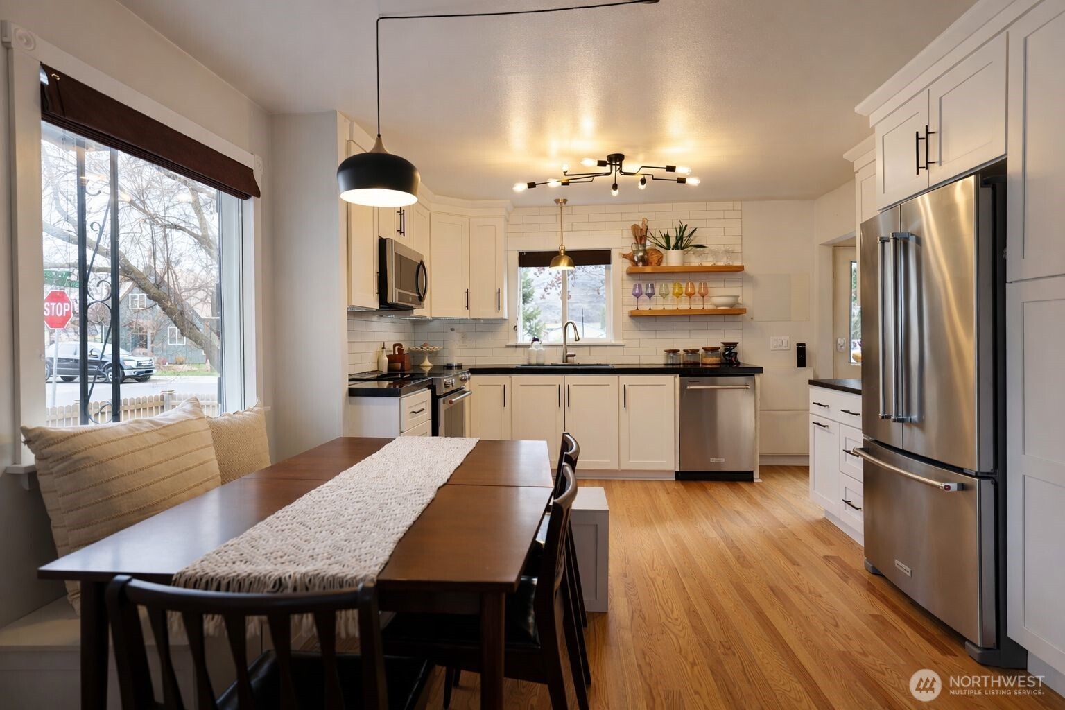 505 N Markeson Street , Chelan, WA 98816