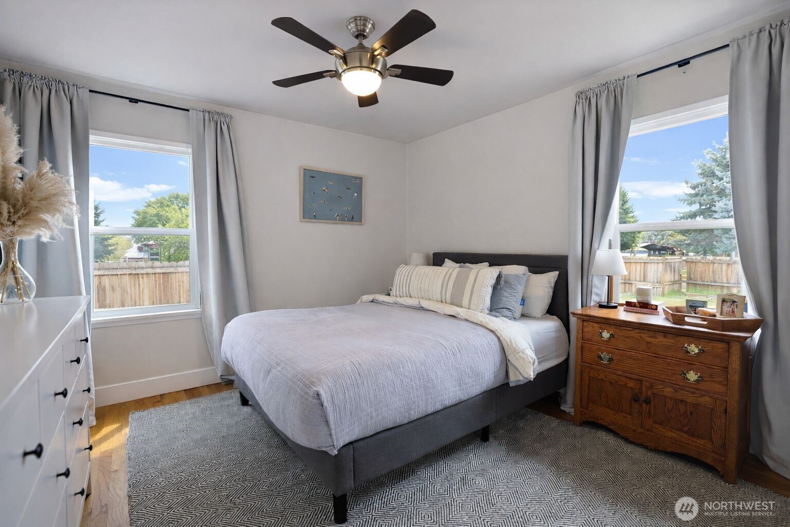 505 N Markeson Street , Chelan, WA 98816