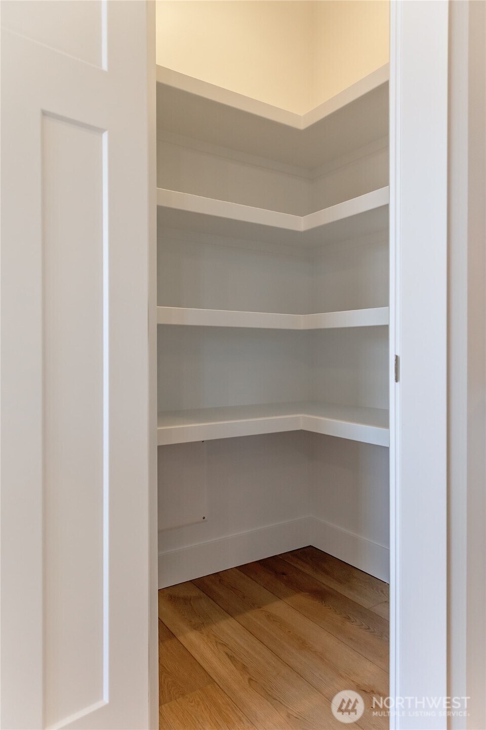 402 E Heatherstone Court , Ellensburg, WA 98926