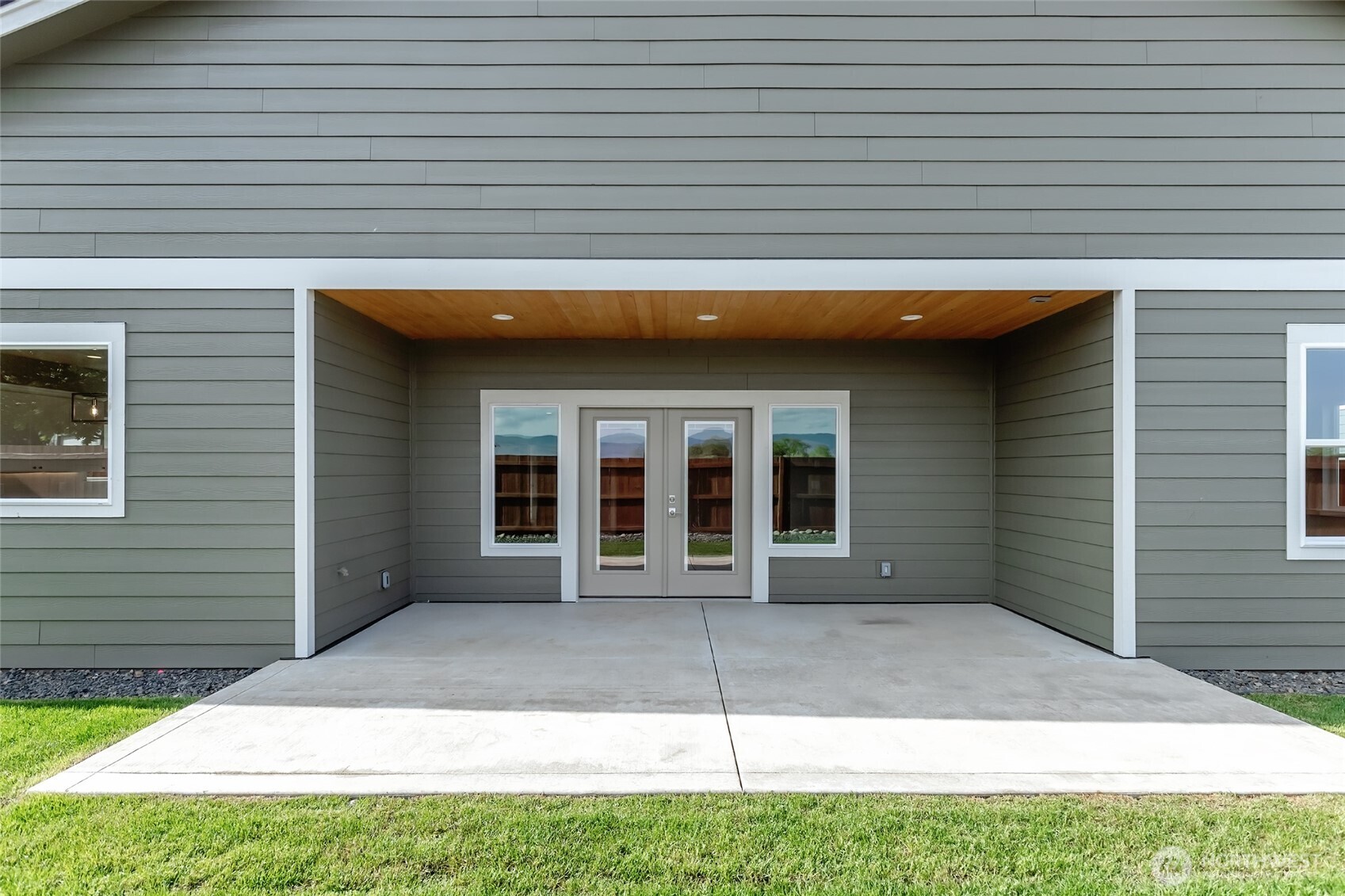 402 E Heatherstone Court , Ellensburg, WA 98926