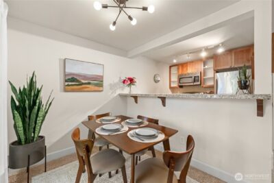 300 N 130th Street #5302, Seattle, WA 98133-7973