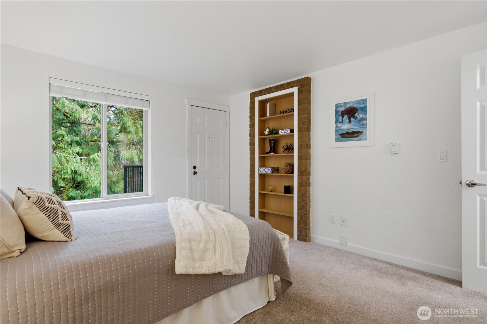 8111 146th Court NE #D, Redmond, WA 98052